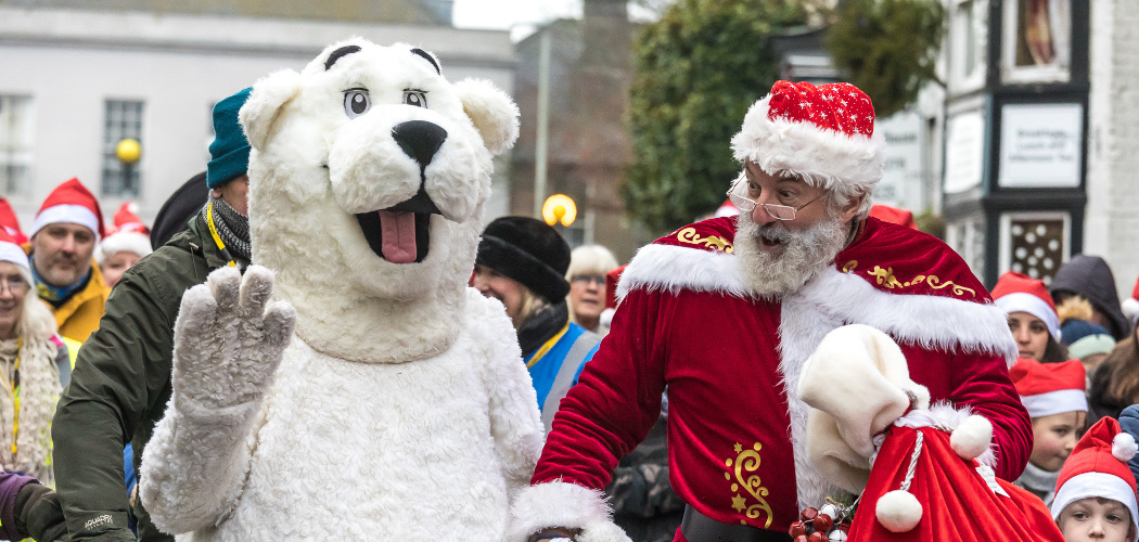 Dorchester Christmas Cracker